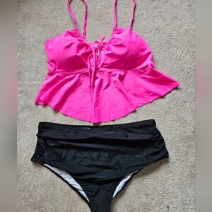 NWT Pink Tankini Top With Black Bottoms Size 2XL